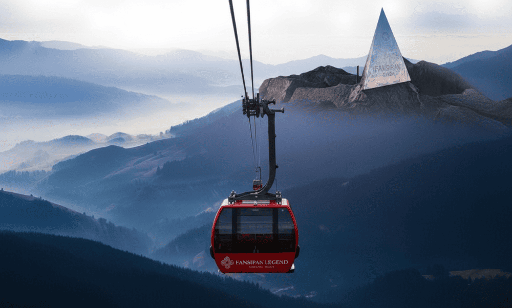 The Fansipan cable car route stretches 6,292.5m long, recognized by Guinness as the world's longest three-rope cable car